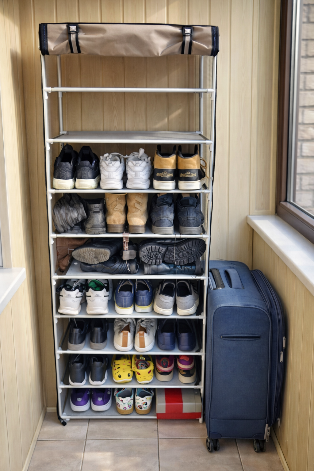 Étagère à chaussures à 08 niveaux avec couverture en tissu