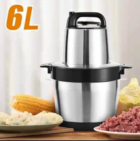 Le NOUVEAU hachoir électrique Passe partout  Hachez, mixez, gagnez du temps :  |6 LITRES